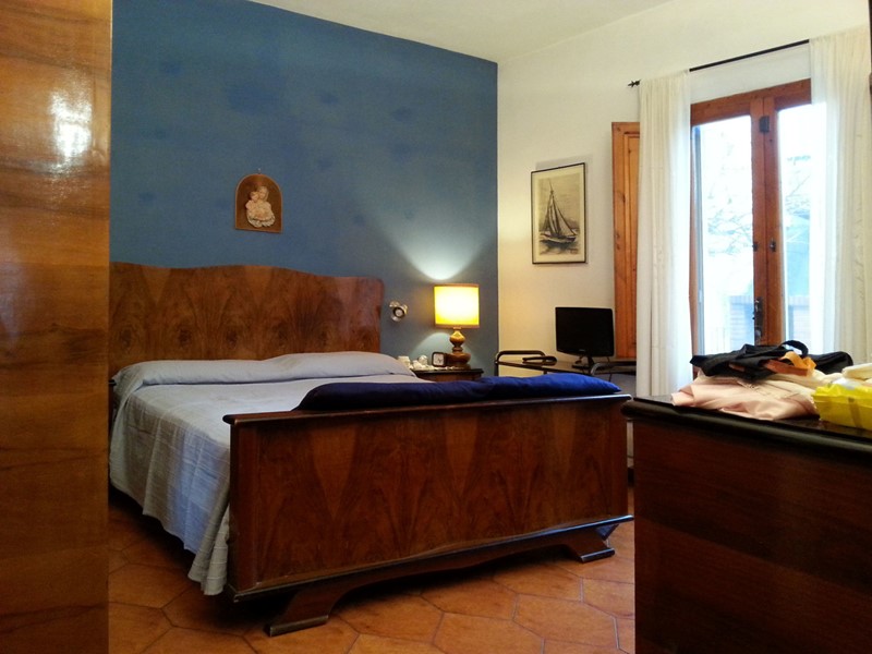 Villa in Vendita a Cascina, zona S. Lorenzo alle Corti, 460'000€, 250 m²