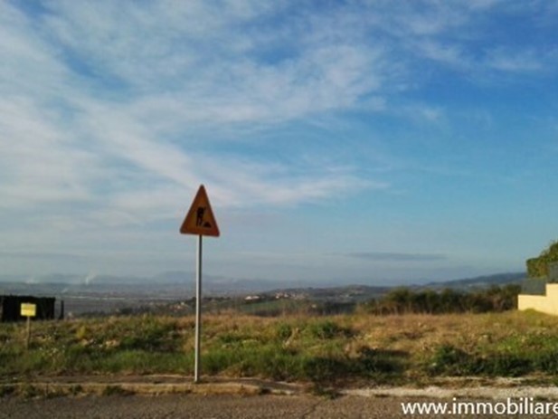 Terreno edificabile in Vendita a Collazzone, zona Piedicolle, 50'000€, 850 m²