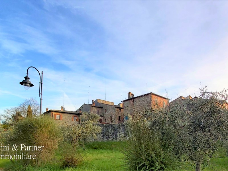 Casa Semi Indipendente in Vendita a Sinalunga, zona Rigomagno, 250'000€, 110 m²