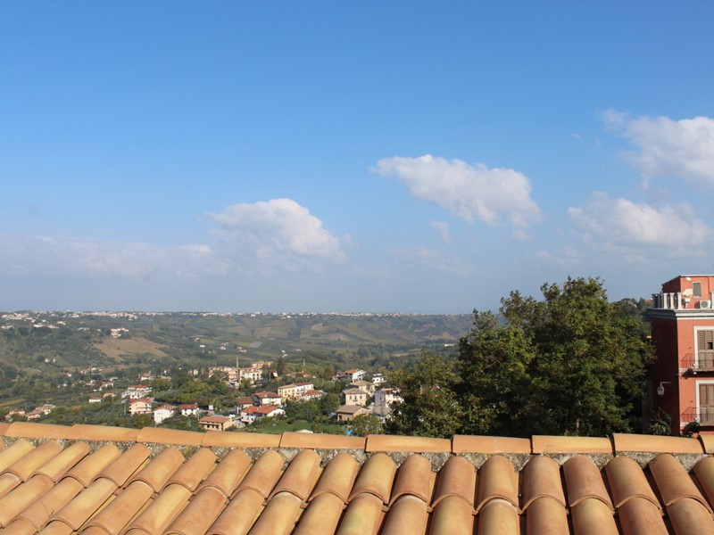 Casa Semi Indipendente in Vendita a Lanciano, 120'000€, 154 m²