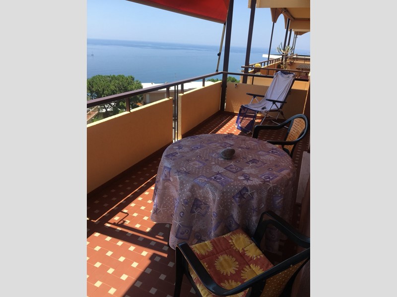 Bilocale in Vendita a Santo Stefano al Mare, 229'000€, 70 m², arredato