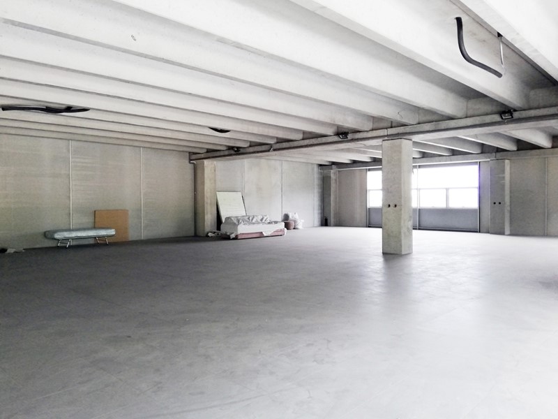 Capannone in Affitto a Chiampo, 2'200€, 480 m²