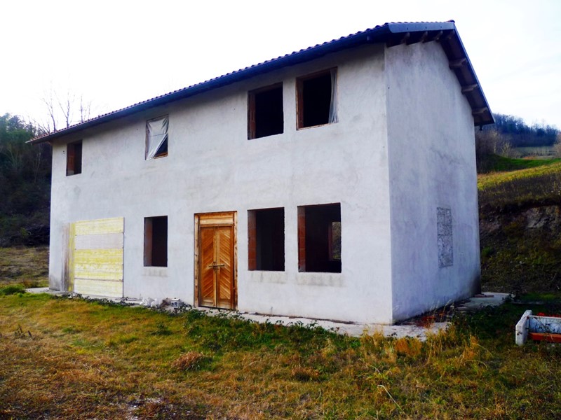 Casa Indipendente in Vendita a Trissino, 210'000&euro;, 160 m²