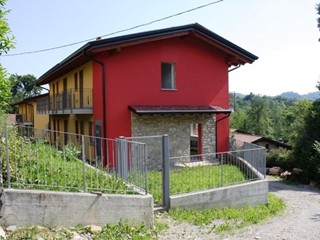 Casa Semi Indipendente in Vendita a Palazzago, 280'000€, 160 m²