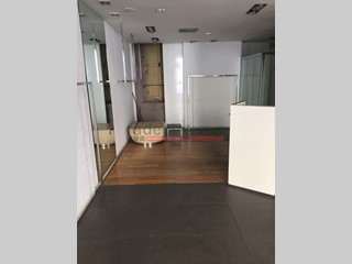 Capannone in Affitto a Livorno, zona attias, 3'000€, 60 m²