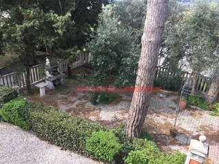 Appartamento in Vendita a Rosignano Marittimo, zona Castelnuovo Della Misericordia, 190'000€, 100 m², con Box