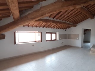 Trilocale in Vendita a Rapolano Terme, zona Serre Di Rapolano, 100'000€, 50 m²