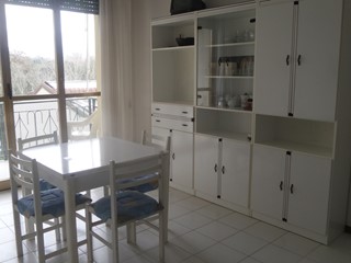 Trilocale in Affitto a Viareggio, zona Fascia mare, 50 m², arredato