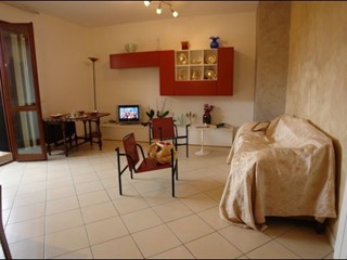 Trilocale in Vendita a Aulla, zona Albiano Magra, 140'000€, 