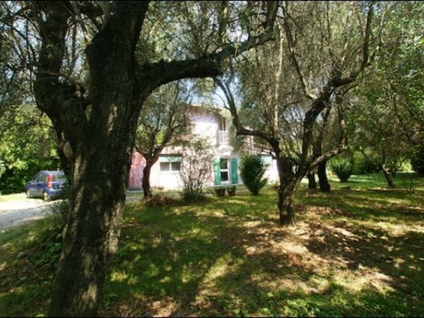 Casa Indipendente in Vendita a Ameglia, 490'000&euro;, , con Box