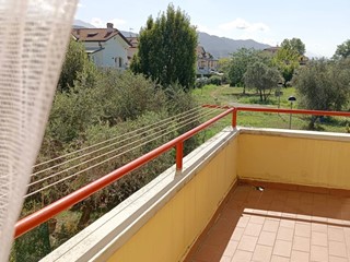 Quadrilocale in Vendita a Fosdinovo, zona Caniparola, 175'000€, 88 m², con Box