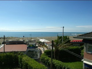 Bilocale in Vendita a Ameglia, zona Fiumaretta, 230'000&euro;, 55 m²