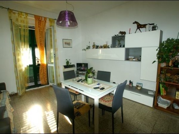 Appartamento in Vendita a Ameglia, 110'000&euro;, 60 m²