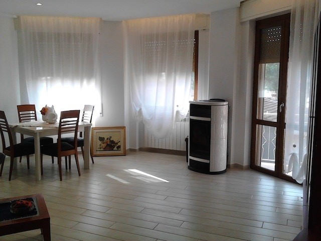 Appartamento in Vendita a Ameglia, 215'000&euro;, 123 m²