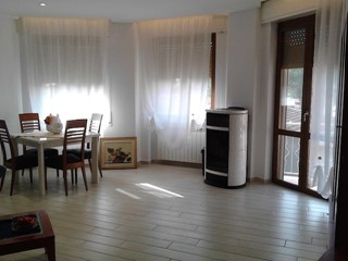 Appartamento in Vendita a Ameglia, 215'000&euro;, 123 m²