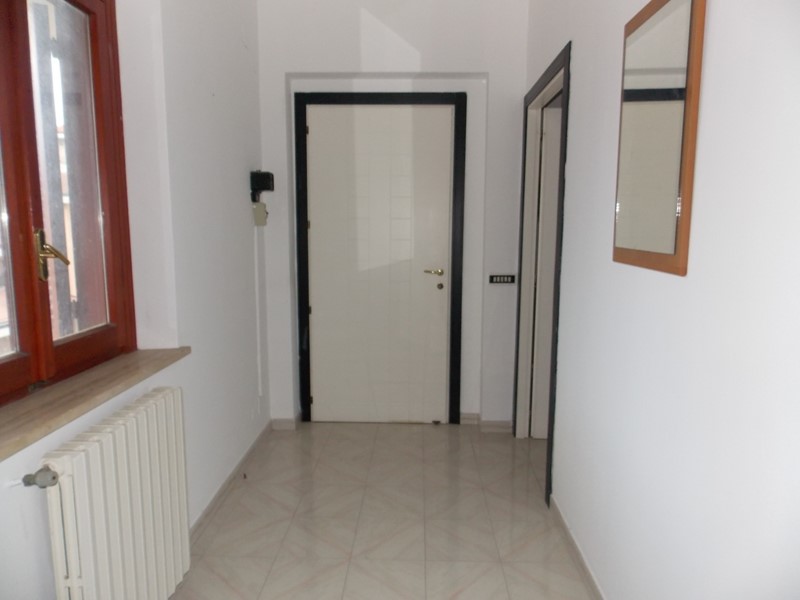 Quadrilocale in Affitto a Catanzaro, zona Cavita, 400&euro;, 95 m², arredato