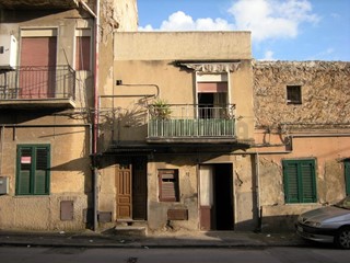 Quadrilocale in Vendita a Caltanissetta, 17'000€, 100 m²