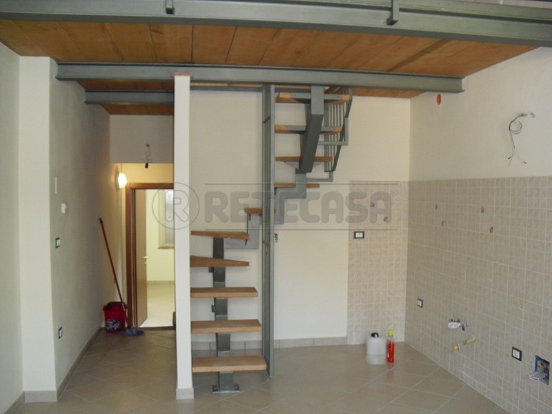 Trilocale in Vendita a Castelfranco di Sotto, zona Castelfranco, 65'000€, 55 m²