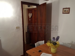 Trilocale in Vendita a Santa Maria a Monte, zona S. Maria a Monte, 95'000€, 78 m², arredato
