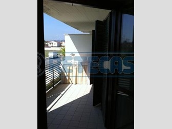 Bilocale in Vendita a Santa Croce sull'Arno, zona Santa Croce Sull'Arno, 80'000€, 65 m²