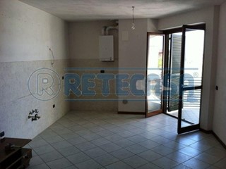 Bilocale in Vendita a Santa Croce sull'Arno, zona Santa Croce Sull'Arno, 80'000€, 65 m²