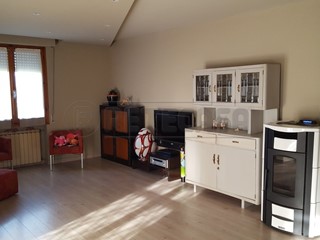 Appartamento in Vendita a Santa Croce sull'Arno, zona Santa Croce Sull'Arno, 198'000€, 150 m², con Box