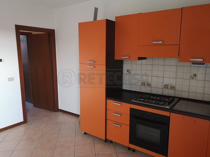 Bilocale in Vendita a Santa Maria a Monte, 85'000€, 45 m², arredato