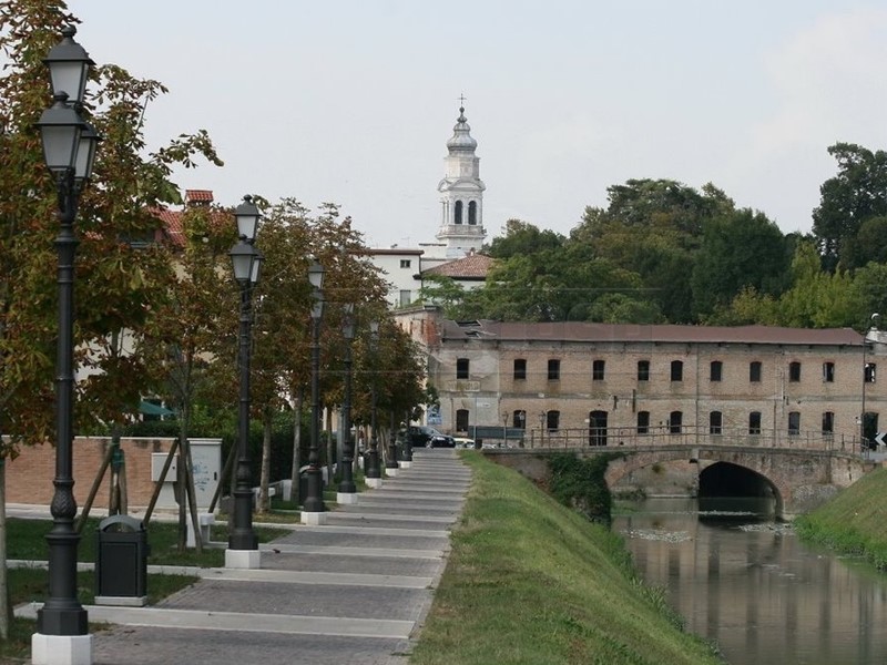 Appartamento in Vendita a Mirano, 200 m²