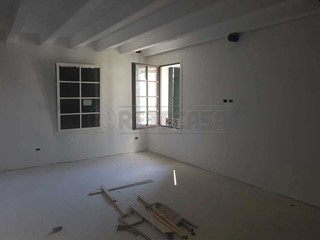 Appartamento in Vendita a Mirano, 200 m²