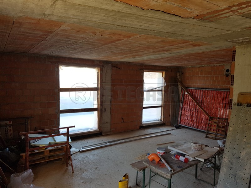 Casa Semi Indipendente in Vendita a Mirano, zona Zianigo, 265'000€, 200 m²