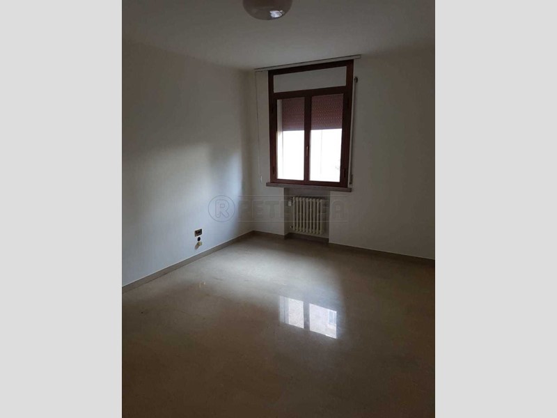 Ufficio in Vendita a Venezia, zona Mestre, 120'000€, 80 m²