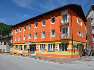 Attività commerciale in Vendita a Pontebba, 1'287'000€, 2288 m²