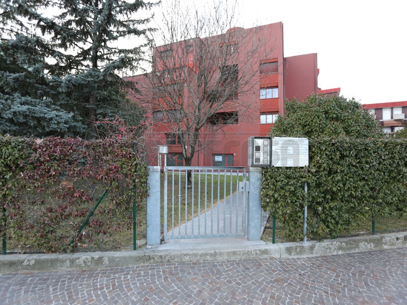 Ufficio in Vendita a Udine, zona CITTA', 270'000€, 470 m²