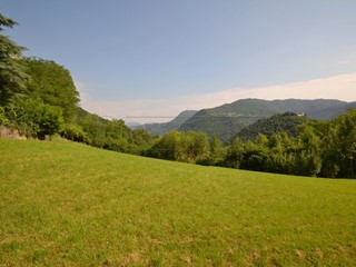 Terreno edificabile in Vendita a Valdagno, zona COLLINARE, 60'000€, 1350 m²