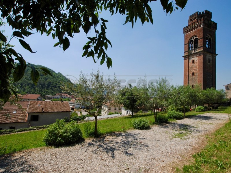 Terreno edificabile in Vendita a Castelgomberto, 198'000€, 1551 m²