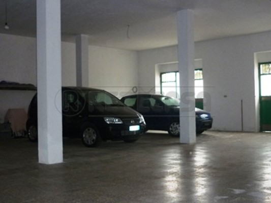 Casa Indipendente in Vendita a Tuglie, 280'000€, 200 m², con Box