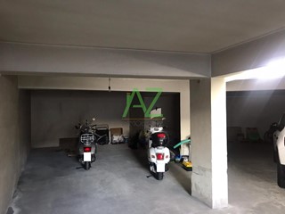 Box in Vendita a Aci Castello, zona Ficarazzi, 89'000€, 148 m²