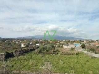 Terreno agricolo in Vendita a Tremestieri Etneo, 49'000€, 2000 m²