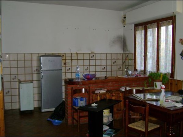 Quadrilocale in Vendita a Pistoia, 280'000€, 173 m²