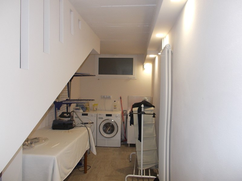 Villetta a schiera in Vendita a Prato, zona Galciana, 500'000€, 165 m², con Box