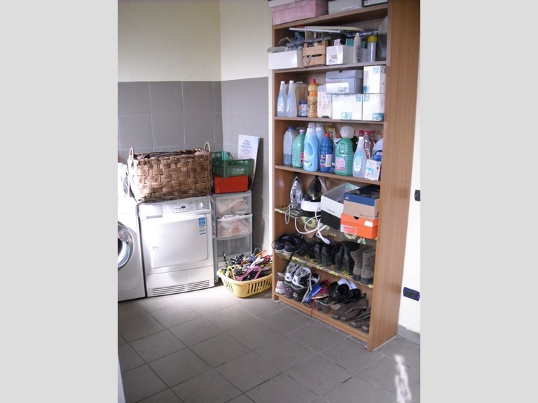 Villa in Vendita a Lamporecchio, 460'000€, 275 m², con Box