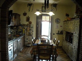 Villa in Vendita a Lamporecchio, 460'000€, 275 m², con Box