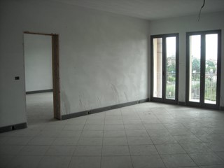 Ufficio in Affitto a Quarrata, 1'500€, 100 m²