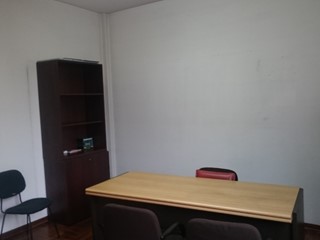 Ufficio in Affitto a Prato, zona Prato Est, 350€, 16 m²