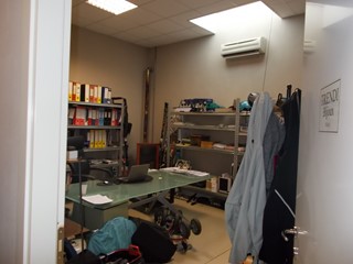 Capannone in Vendita a Pistoia, zona S. Agostino, 160'000€, 207 m²