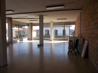 Immobile commerciale in Affitto a Quarrata, zona Pressi Centro, 1'300€, 250 m²