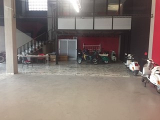 Immobile commerciale in Affitto a Montemurlo, 5'000€, 600 m²