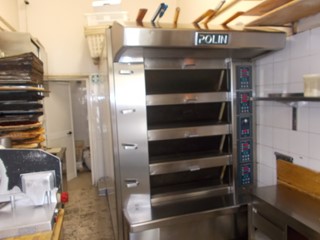 Attività commerciale in Vendita a Prato, zona Chiesanuova, 45'000€, 60 m², arredato