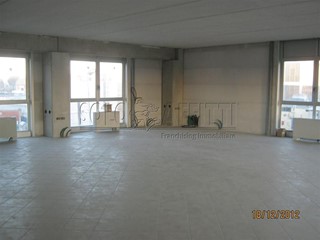 Ufficio in Affitto a Livorno, zona Picchianti, 1'000€, 150 m²