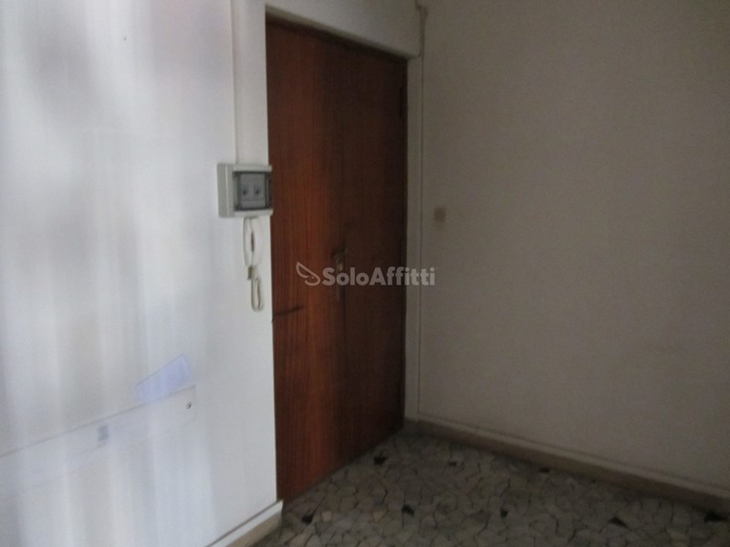 Ufficio in Affitto a Terni, zona Centro Storico, 550€, 100 m²